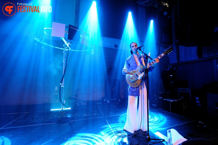 Sofi Tukker op PITCH 2016 - Zaterdag foto