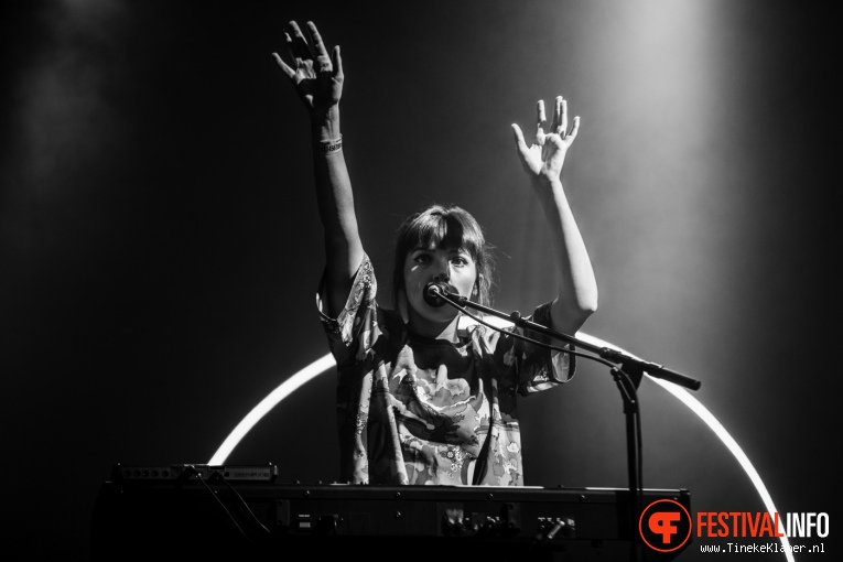 Oh Wonder op Rock Werchter 2016 - Vrijdag foto