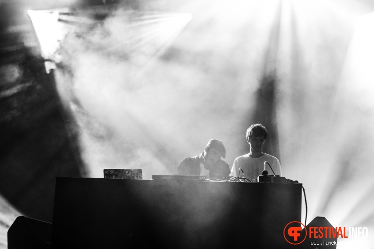 Jagwar Ma op Rock Werchter 2016 - Vrijdag foto