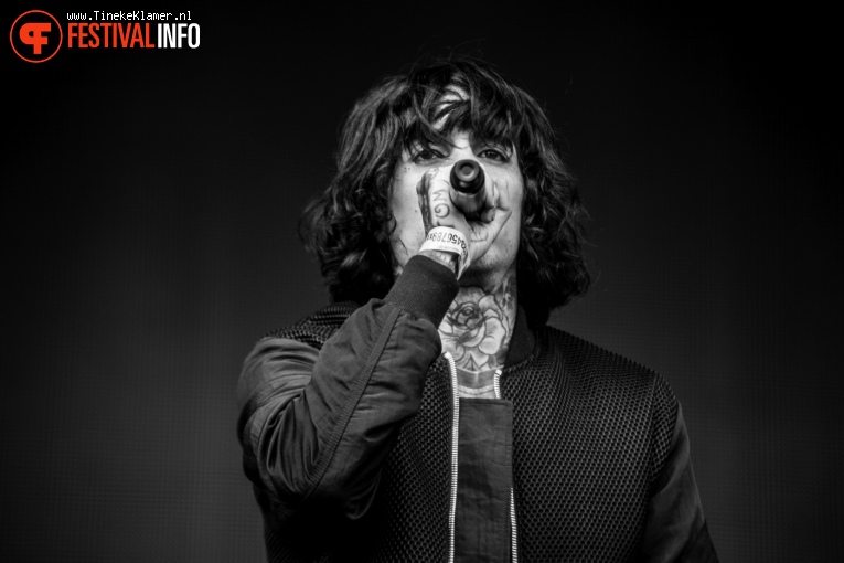 Bring Me The Horizon op Rock Werchter 2016 - Vrijdag foto