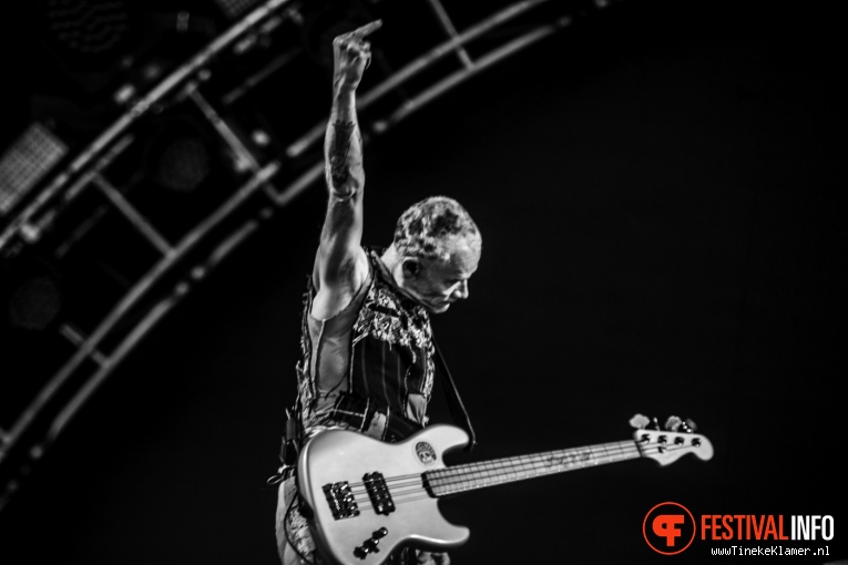 Red Hot Chili Peppers op Rock Werchter 2016 - Zaterdag foto