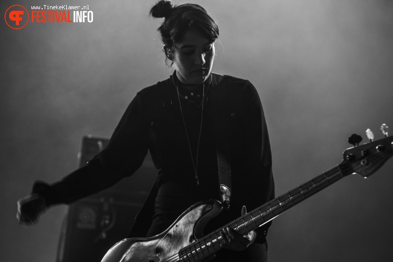 Savages op Rock Werchter 2016 - Zaterdag foto