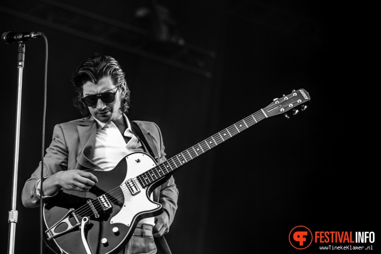 The Last Shadow Puppets op Rock Werchter 2016 - Zondag foto