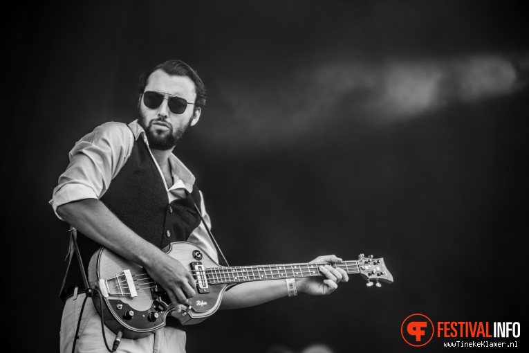 The Last Shadow Puppets op Rock Werchter 2016 - Zondag foto