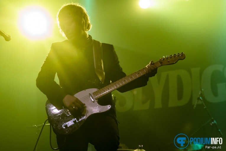 Slydigs op Vintage Trouble - 05/07 - Melkweg foto