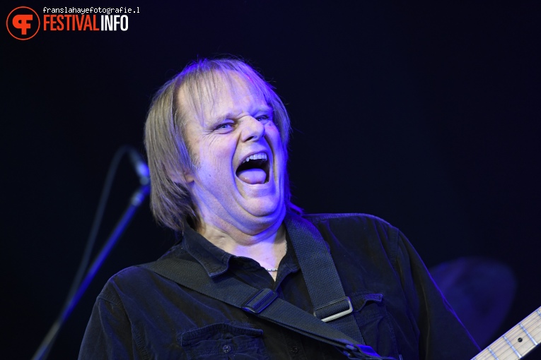 Walter Trout op Bospop 2016 foto