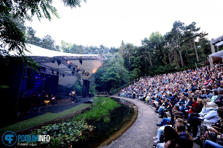 Jonathan Jeremiah op Jonathan Jeremiah - 14/07 - Openluchttheater Caprera foto