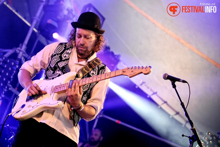 MY BABY op Welcome To The Village 2016 - Zondag foto