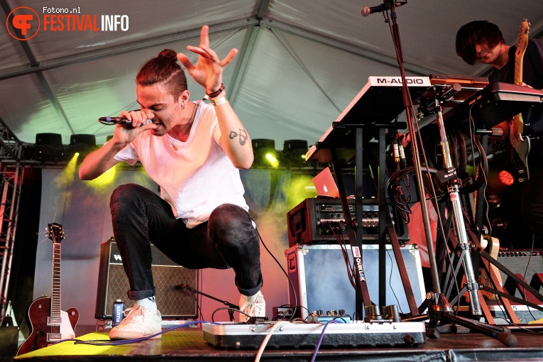 Alex Vargas op Welcome To The Village 2016 - Zondag foto
