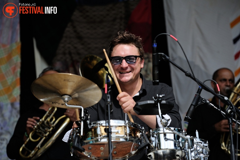 Foto Fanfare Ciocarlia op Welcome To The Village 2016 - Zondag