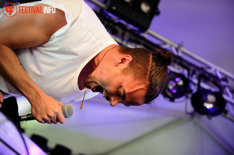 Alex Vargas op Welcome To The Village 2016 - Zondag foto