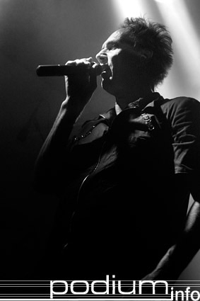 Front Line Assembly op Frontline Assembly - 26/7 - Melkweg foto