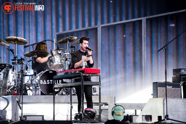 Bastille op Sziget 2016 - Vrijdag foto