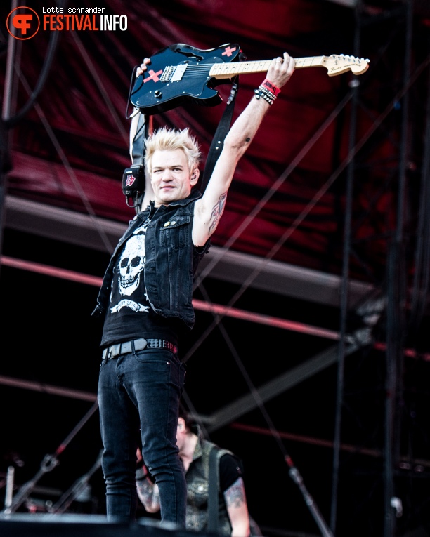 Sum 41 op Sziget 2016 - Zondag foto