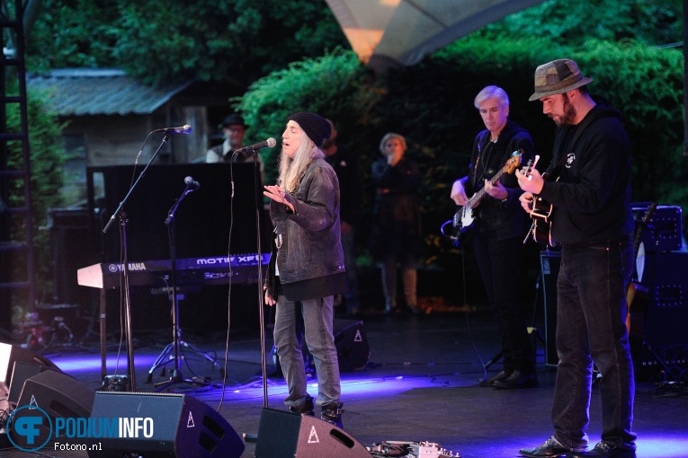 Patti Smith op Patti Smith - 11/08 - Openluchttheater Caprera foto