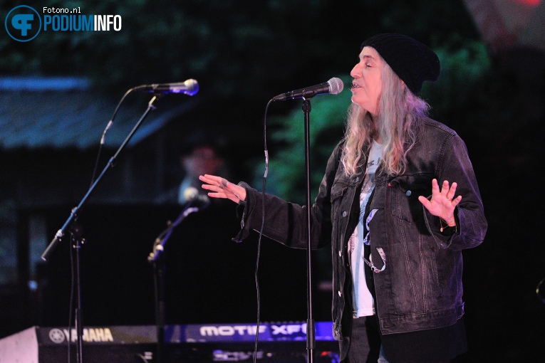 Patti Smith op Patti Smith - 11/08 - Openluchttheater Caprera foto