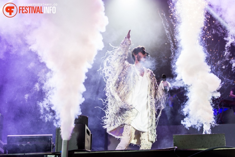 Oscar And The Wolf op Pukkelpop 2016 - Zaterdag foto