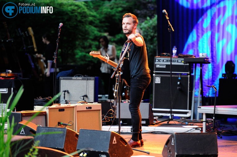 The Tallest Man on Earth op Tallest Man On Earth - 17/08 - Openluchttheater Caprera foto