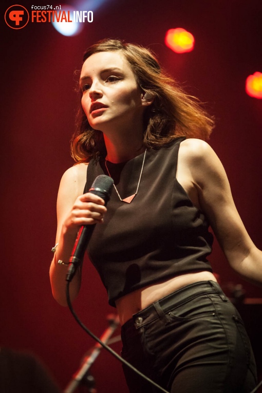 Chvrches op Lowlands 2016 - Vrijdag foto