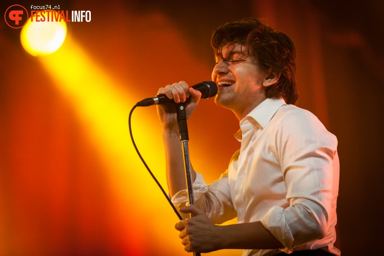 The Last Shadow Puppets op Lowlands 2016 - Zondag foto