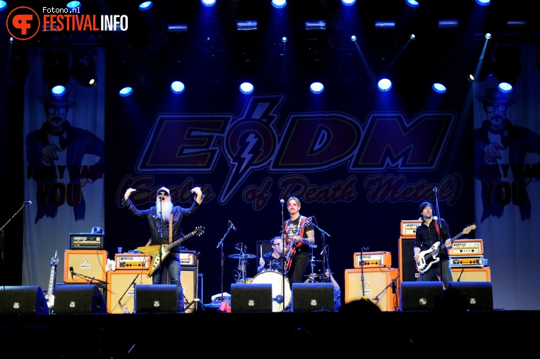 Eagles of Death Metal op Lowlands 2016 - Zondag foto