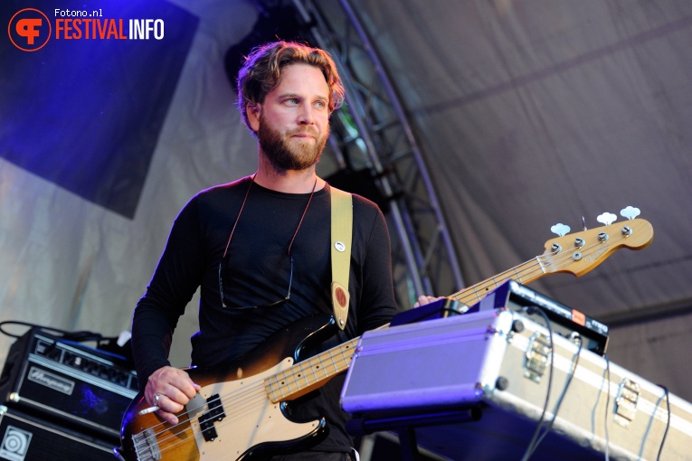 Choir of Young Believers op Amsterdam Woods Festival 2016 - vrijdag foto