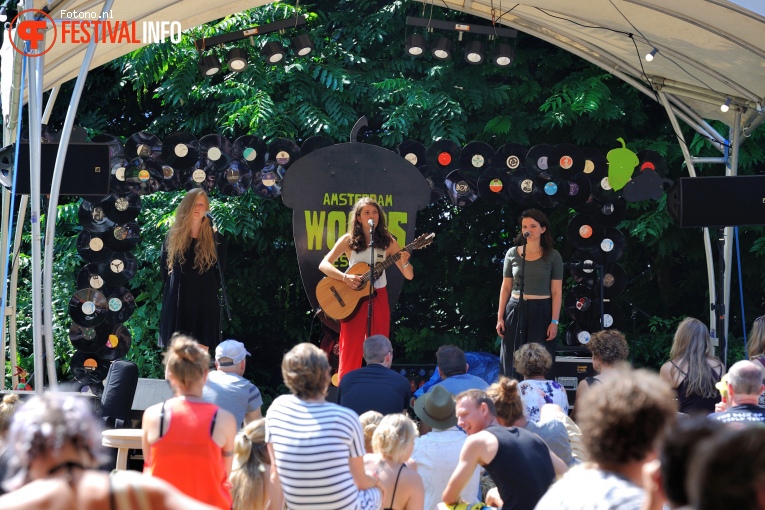 Pitou op Amsterdam Woods Festival - Zaterdag foto