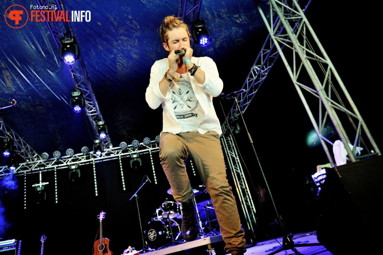 Jeremy Loops op Amsterdam Woods Festival - Zaterdag foto