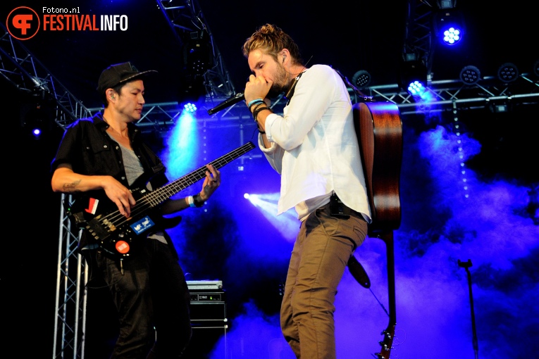 Jeremy Loops op Amsterdam Woods Festival - Zaterdag foto