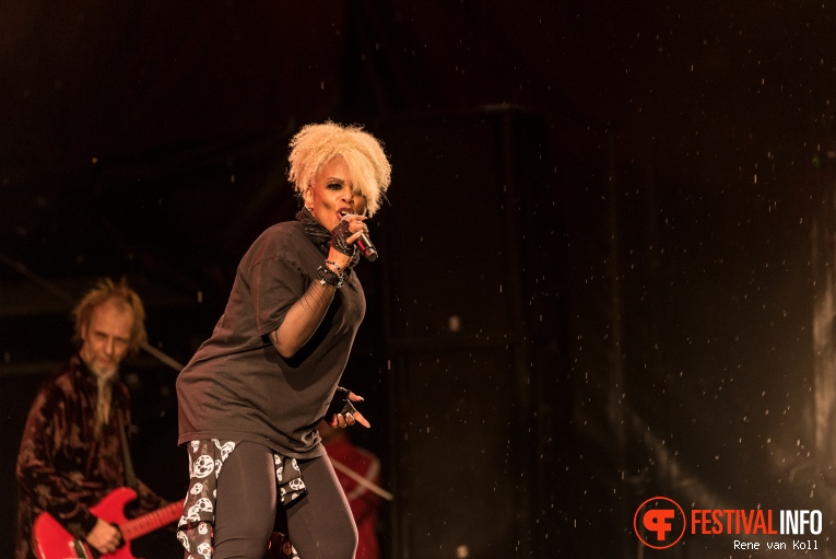 Mother's Finest op Cityrock Leeuwarden 2016 foto