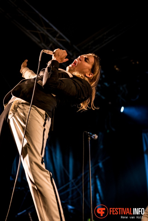 The Hives op Cityrock Leeuwarden 2016 foto