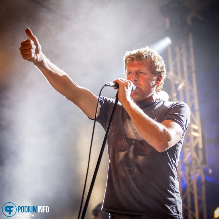 Racoon op Racoon - 2 september 2016 - Metropool Open Air foto