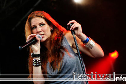 Delain op Tuinfeest Nirwana 2007 foto