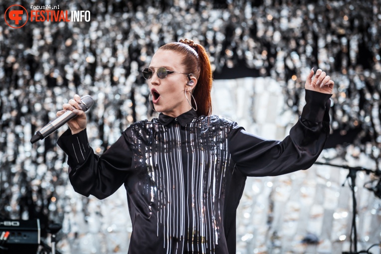 Jess Glynne op Lollapalooza Berlijn 2016 - Zaterdag foto