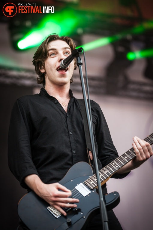 Catfish and the Bottlemen op Lollapalooza Berlijn 2016 - Zaterdag foto