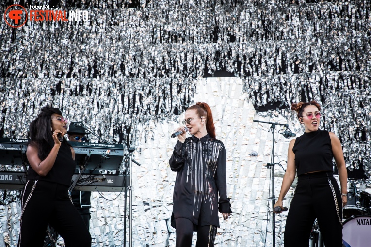 Jess Glynne op Lollapalooza Berlijn 2016 - Zaterdag foto