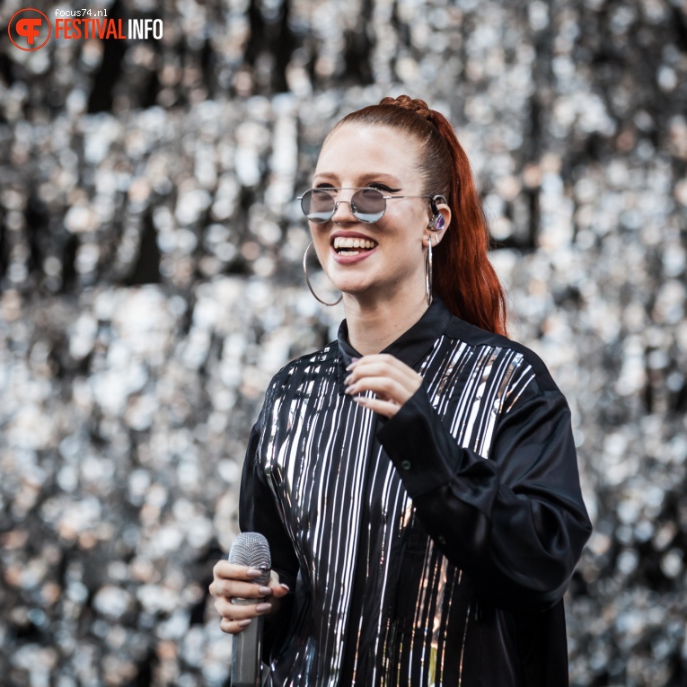 Jess Glynne op Lollapalooza Berlijn 2016 - Zaterdag foto