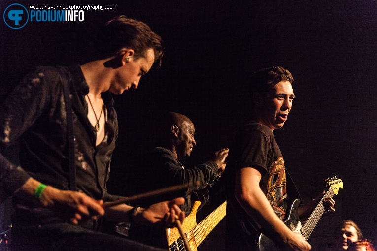 Laurence Jones op Laurence Jones - 22/09 - Luxor live foto