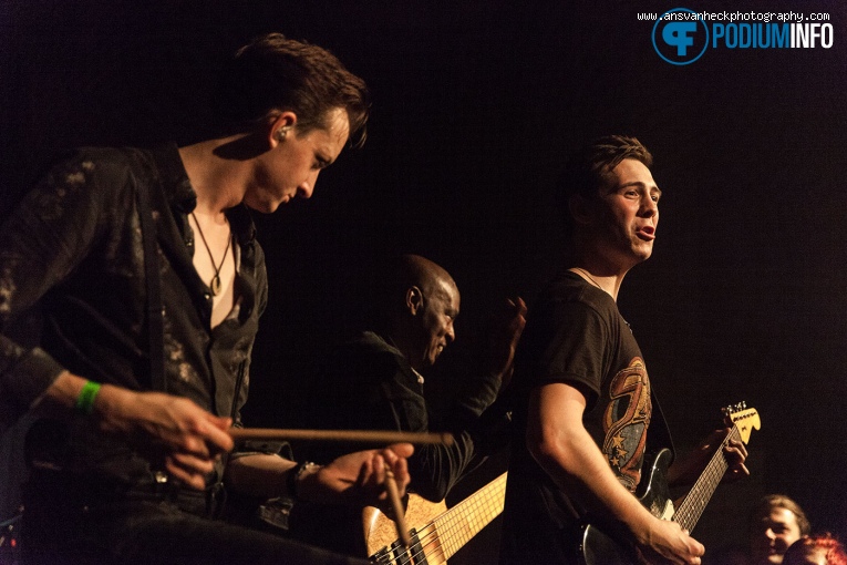 Laurence Jones op Laurence Jones - 22/09 - Luxor live foto