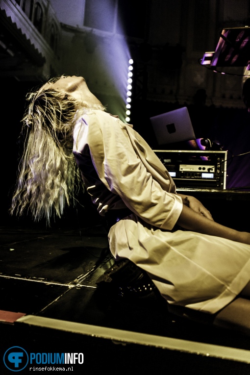 MØ op Mø  - 04/10/16 - Paradiso foto
