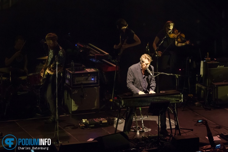 Bryan Ferry op Bryan Ferry - 29/09 - Paradiso foto