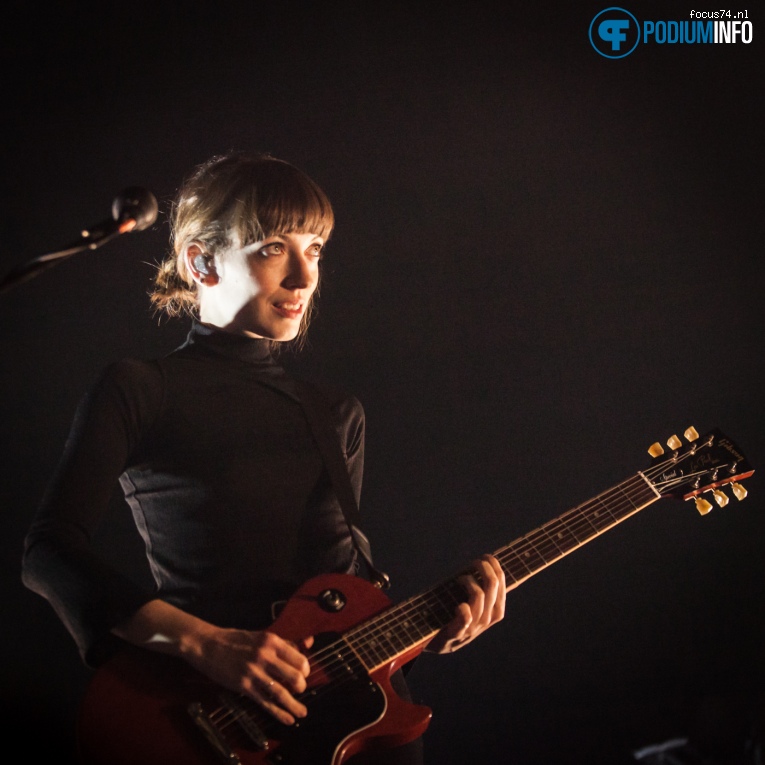 Daughter op Daughter - 15/10 - TivoliVredenburg foto