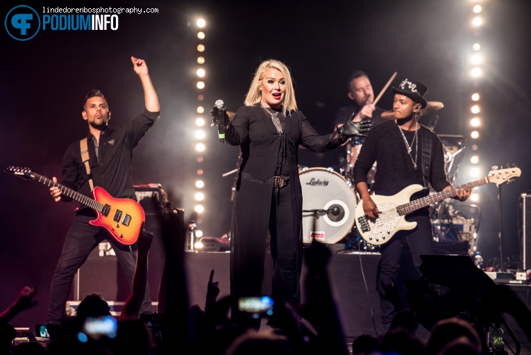 Kim Wilde op Kim Wilde - 16/10 - TivoliVredenburg foto