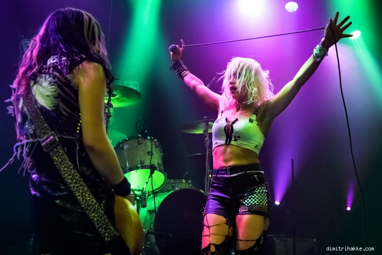 Barb Wire Dolls op Barb Wire Dolls - 20/10 - De Helling foto