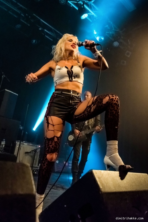 Barb Wire Dolls op Barb Wire Dolls - 20/10 - De Helling foto