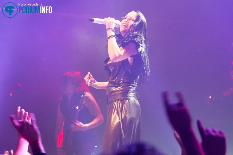 Tarja Turunen op Symphonic Metal Nights Part II ft. Tarja Turunen - 21/10 - Patronaat foto