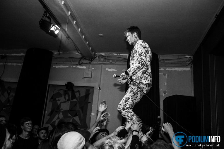 Frank Carter & The Rattlesnakes op Frank Carter & The Rattlesnakes - 23/10 - Podium Asteriks foto