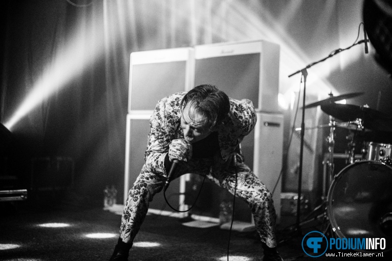 Frank Carter & The Rattlesnakes op Frank Carter & The Rattlesnakes - 23/10 - Podium Asteriks foto