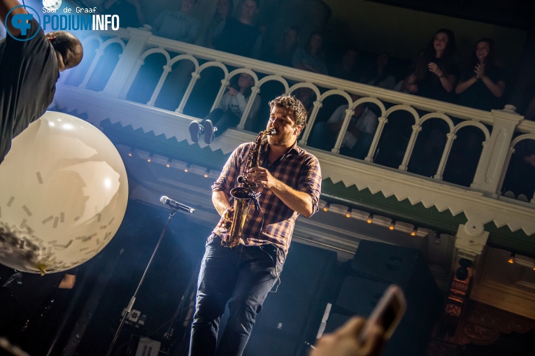 Jeremy Loops op Jeremy Loops - 30/10 - Paradiso foto