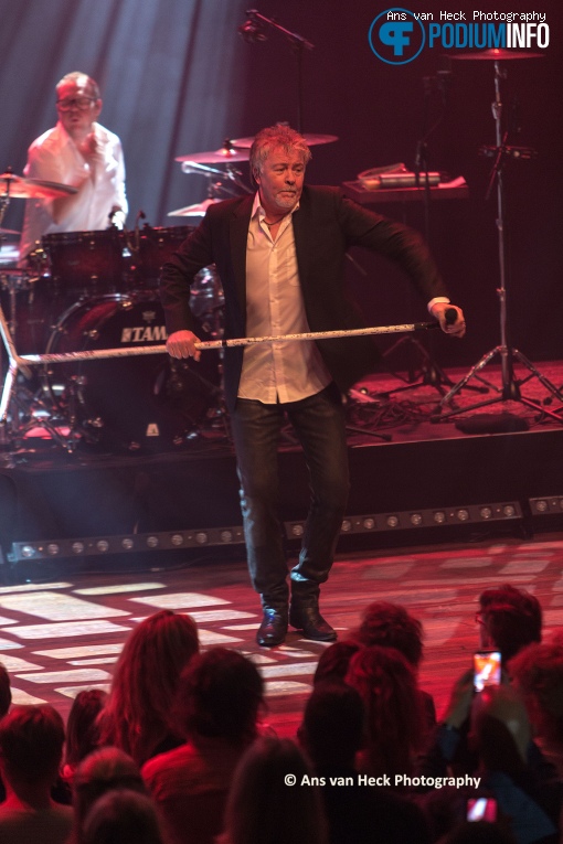 Paul Young op Mr. Paul Young - 05/11 - TivoliVredenburg foto